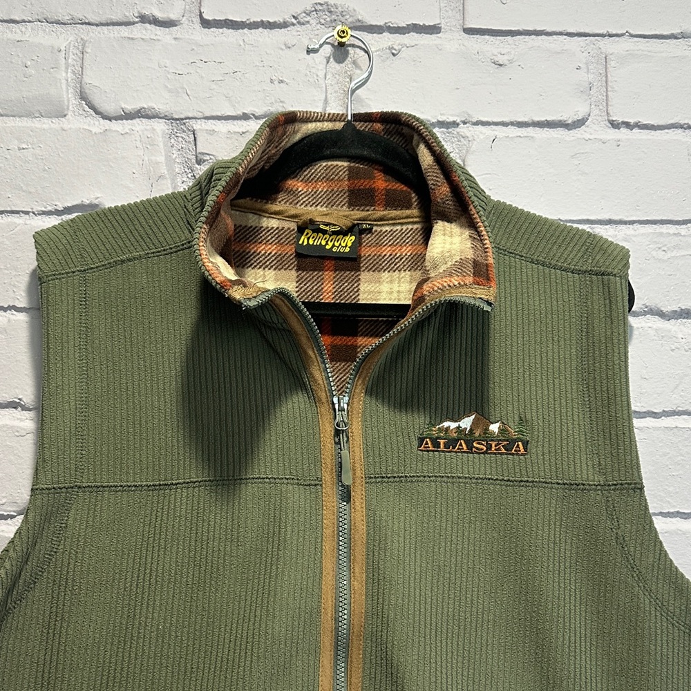 NWOT Alaska Green Fleece Vest for Men size XL - Picture 3 of 9